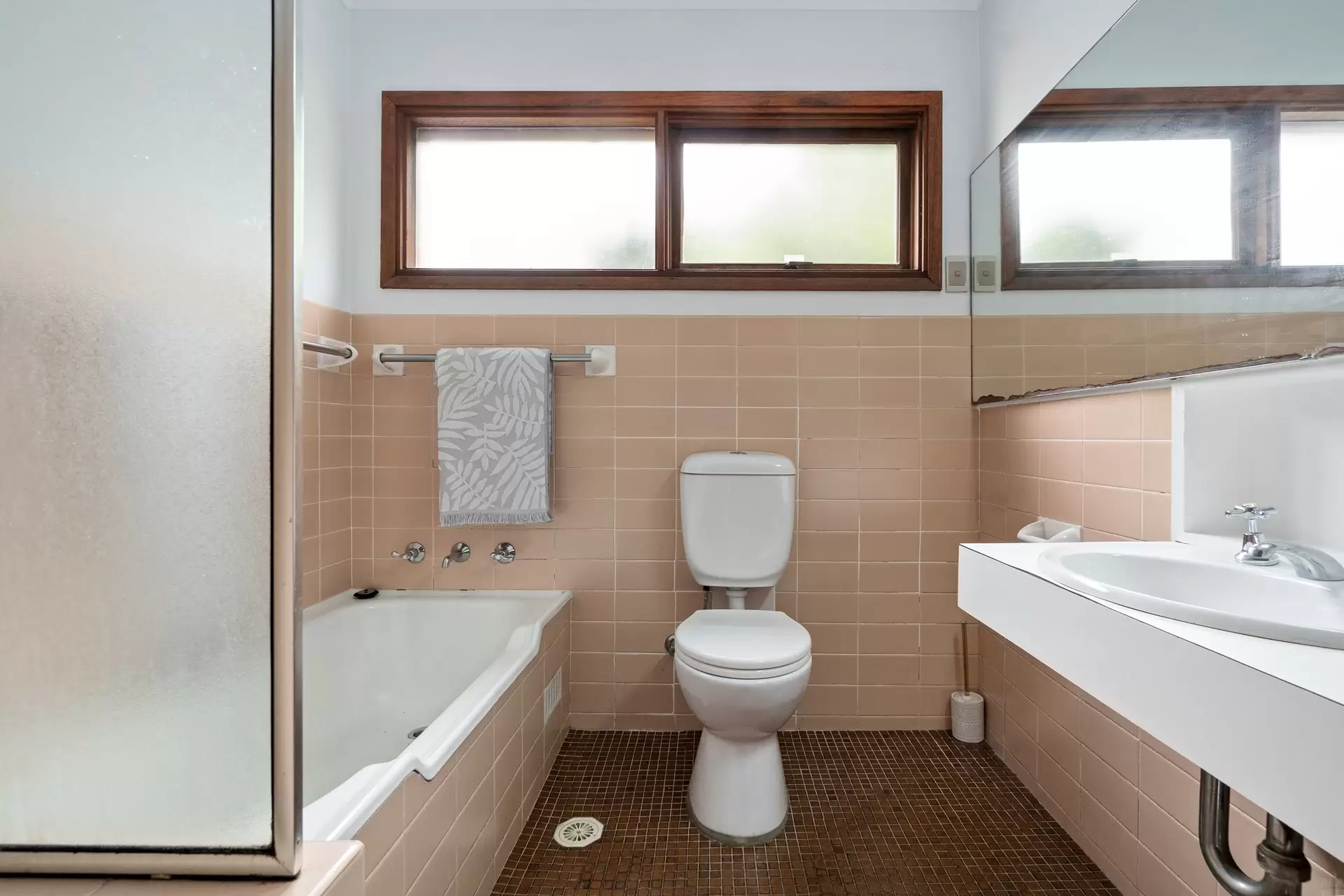 10 Castle Howard Road, Cheltenham Sold by Aurora Property - image 8