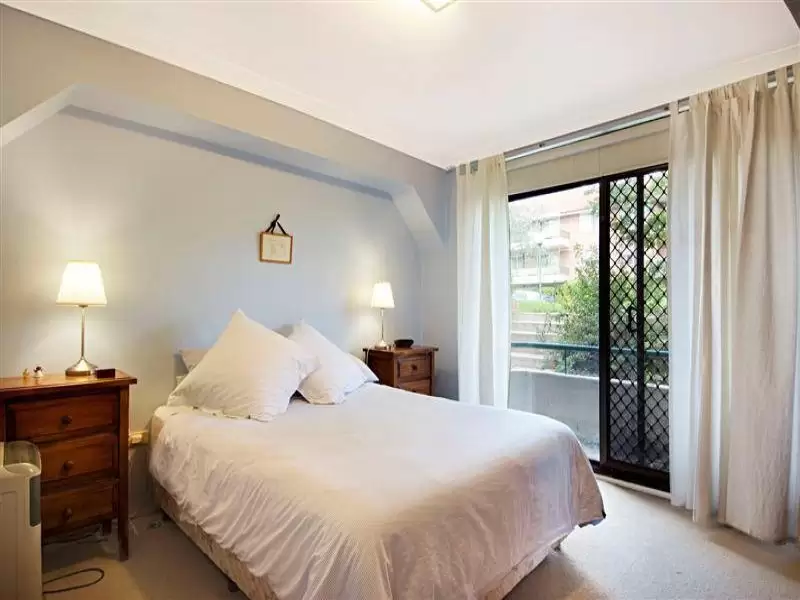 4/4-6 Freeman Place, Carlingford Sold by Aurora Property - image 4