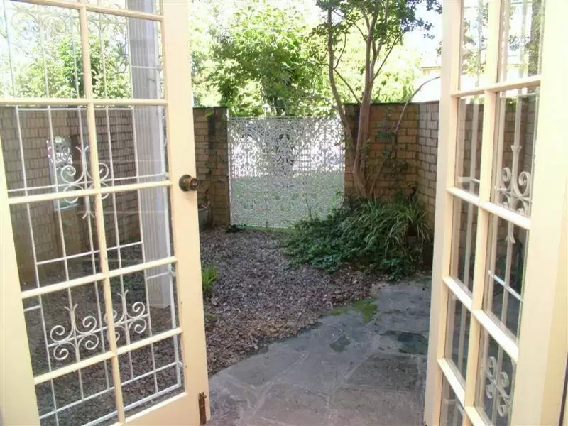 1/41 Bridge Street, Epping Sold by Aurora Property - image 4