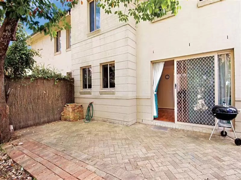 2 Lancaster Drive, Marsfield Sold by Aurora Property - image 5