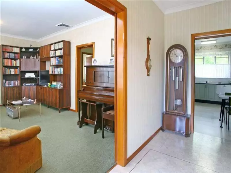 20 Barellan Avenue, Carlingford Sold by Aurora Property - image 5