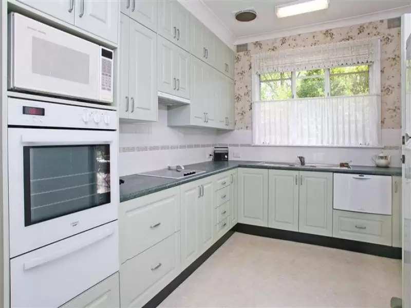 20 Barellan Avenue, Carlingford Sold by Aurora Property - image 4