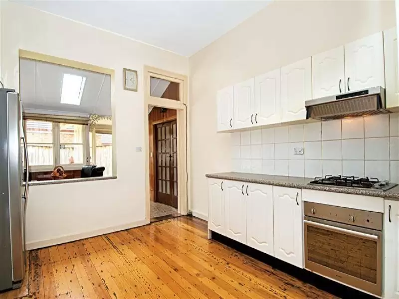 60 Essex Street, Epping Sold by Aurora Property - image 5