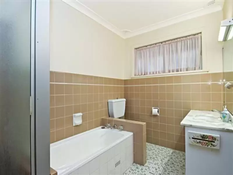 77 Arcadian Circuit, Carlingford Sold by Aurora Property - image 5