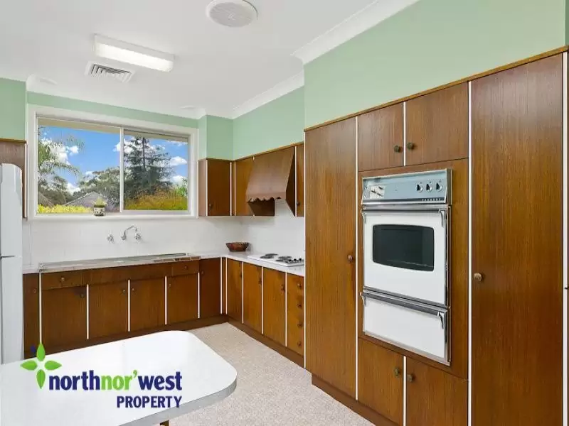 12 Howard Place, North Epping Sold by Aurora Property - image 3