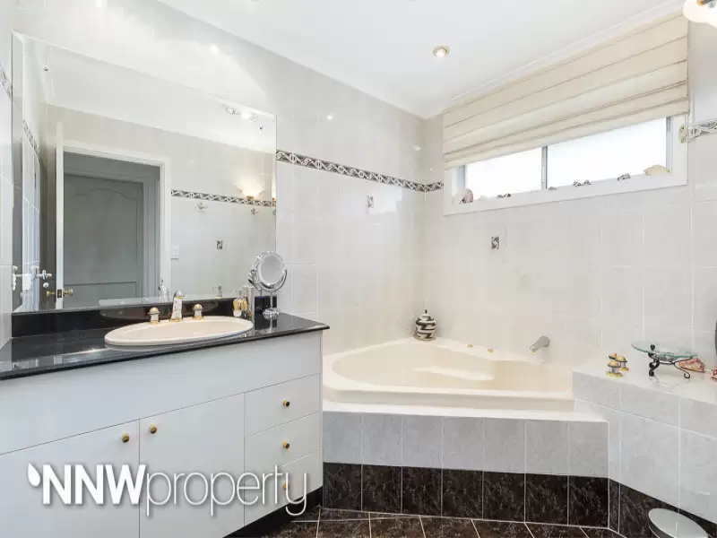 95 Balaka Drive, Carlingford Sold by Aurora Property - image 4