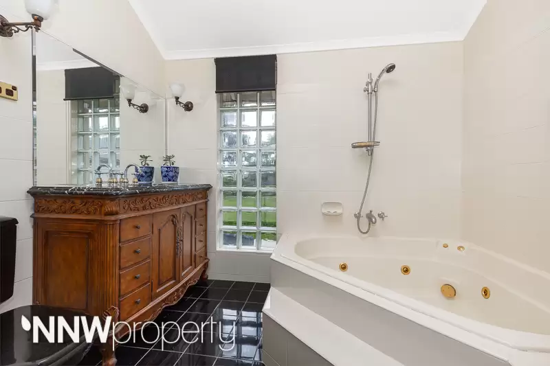 90 The Crescent, Cheltenham Sold by Aurora Property - image 10