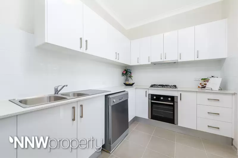 7/11 Pembroke Street, Epping Sold by Aurora Property - image 3