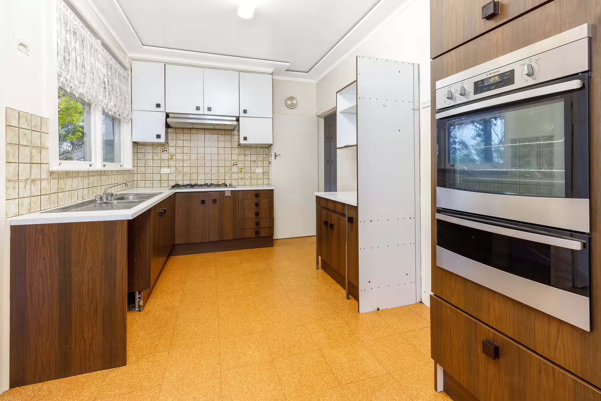14 Redmill Close, Cheltenham Sold by Aurora Property - image 4