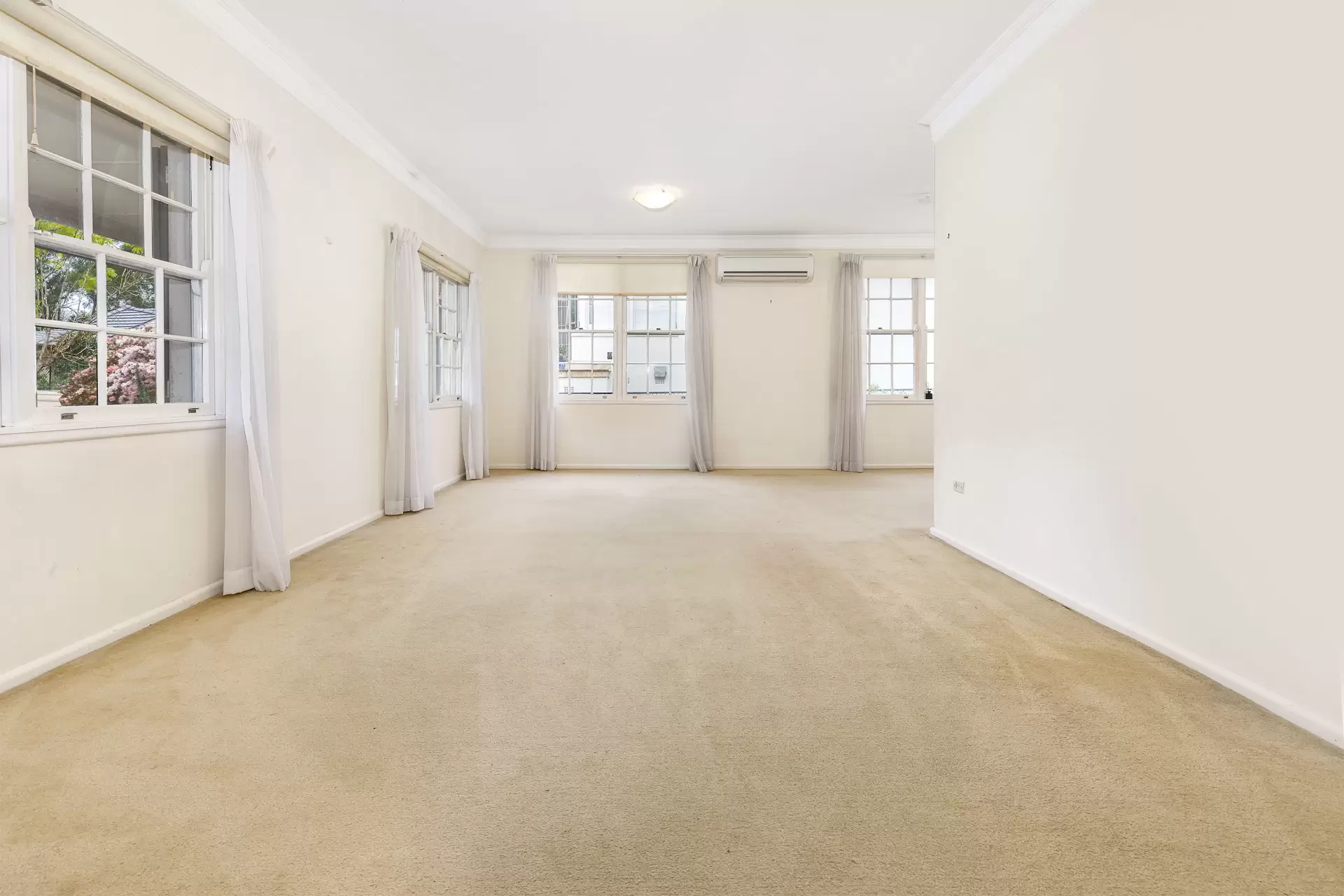 14 Redmill Close, Cheltenham Sold by Aurora Property - image 2