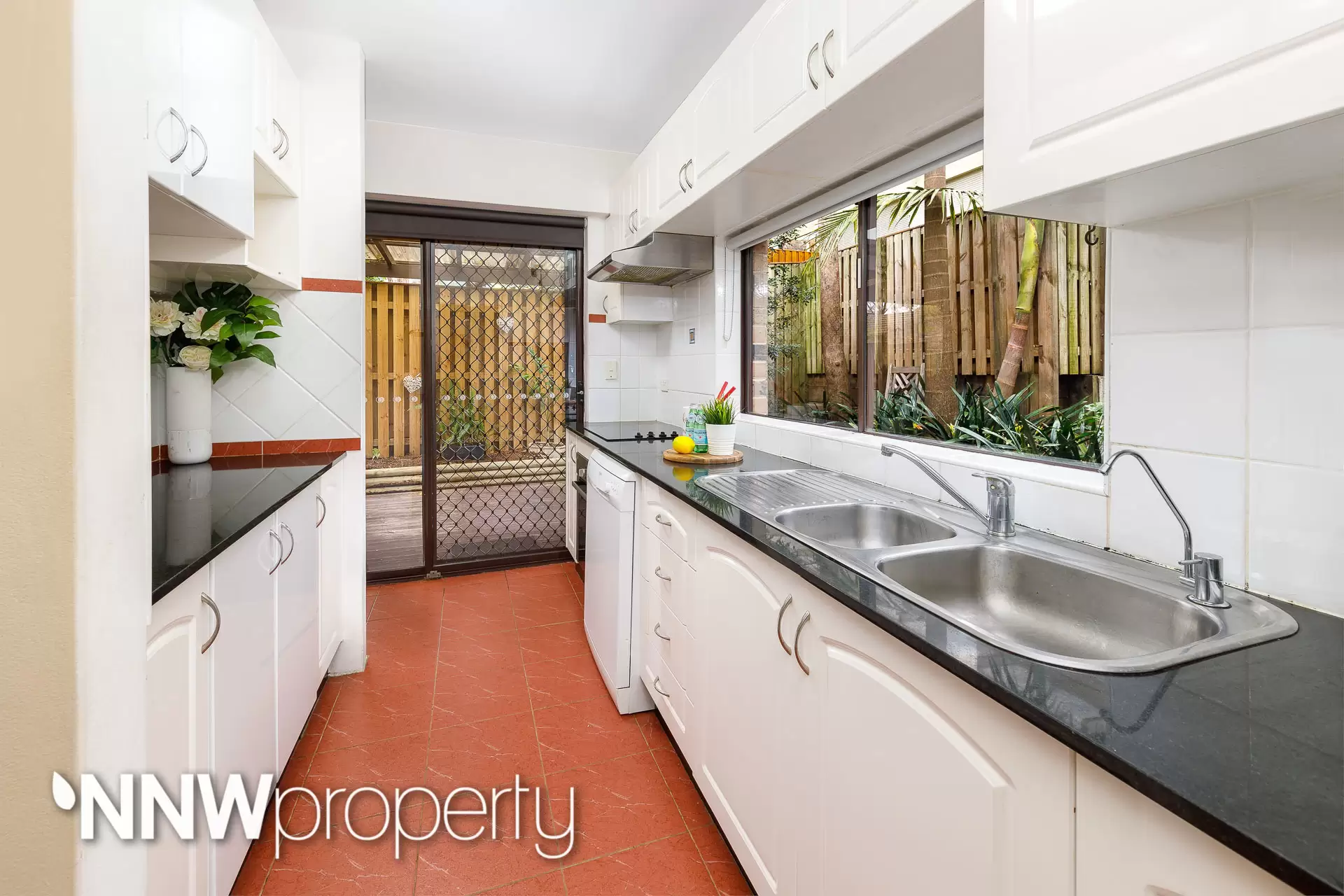 15/26 Busaco Road, Marsfield Sold by Aurora Property - image 4