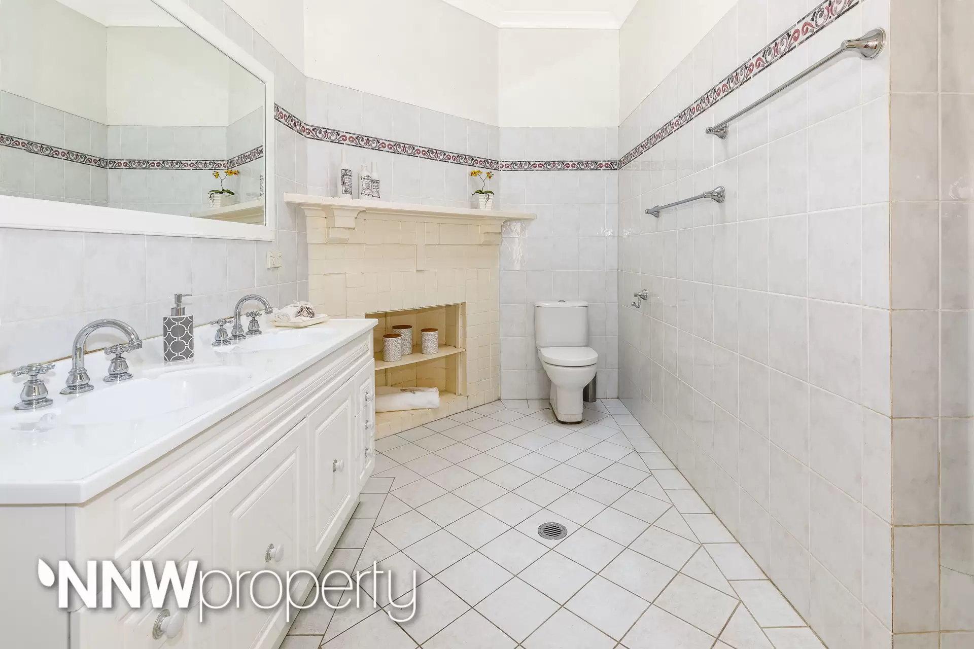62 Chesterfield Road, Epping Sold by Aurora Property - image 6