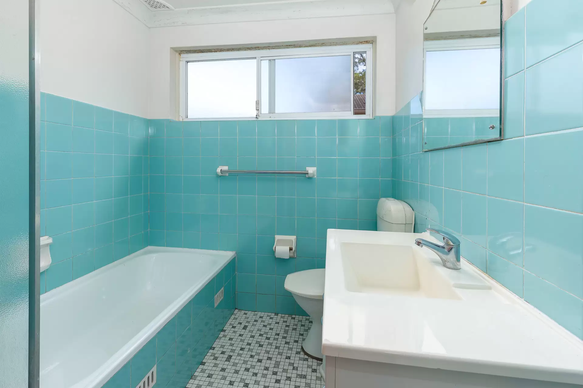 4/33 Bridge Street, Epping Sold by Aurora Property - image 4