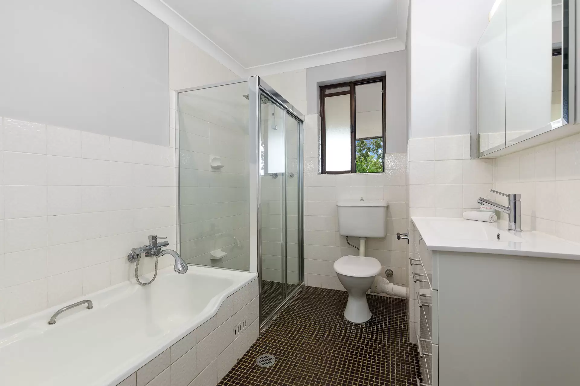 12/66-68 Oxford Street, Epping Sold by Aurora Property - image 5