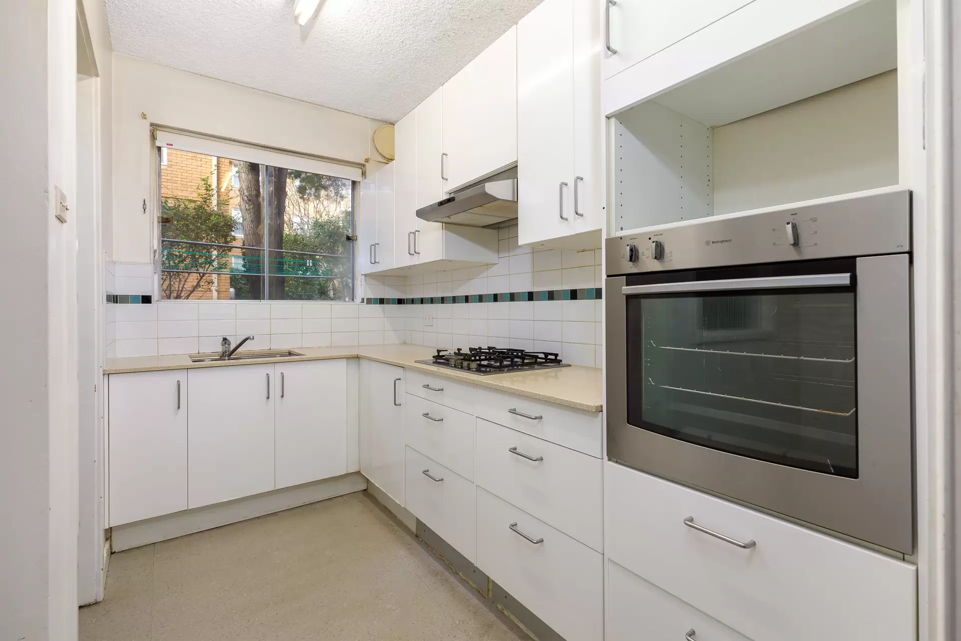 2/2 Surrey Street, Epping Sold by Aurora Property - image 4
