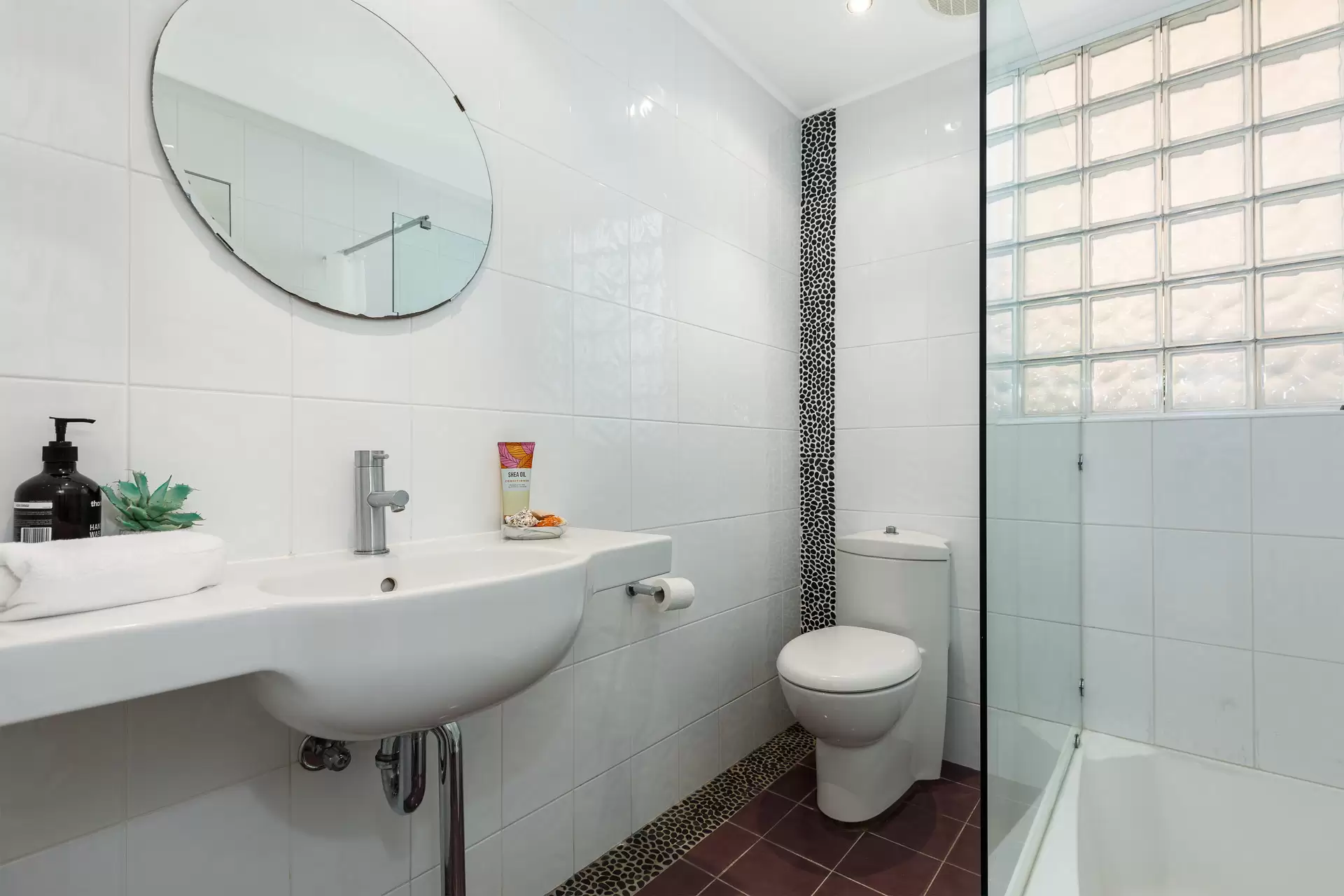 2/17 Bridge Street, Epping Sold by Aurora Property - image 6