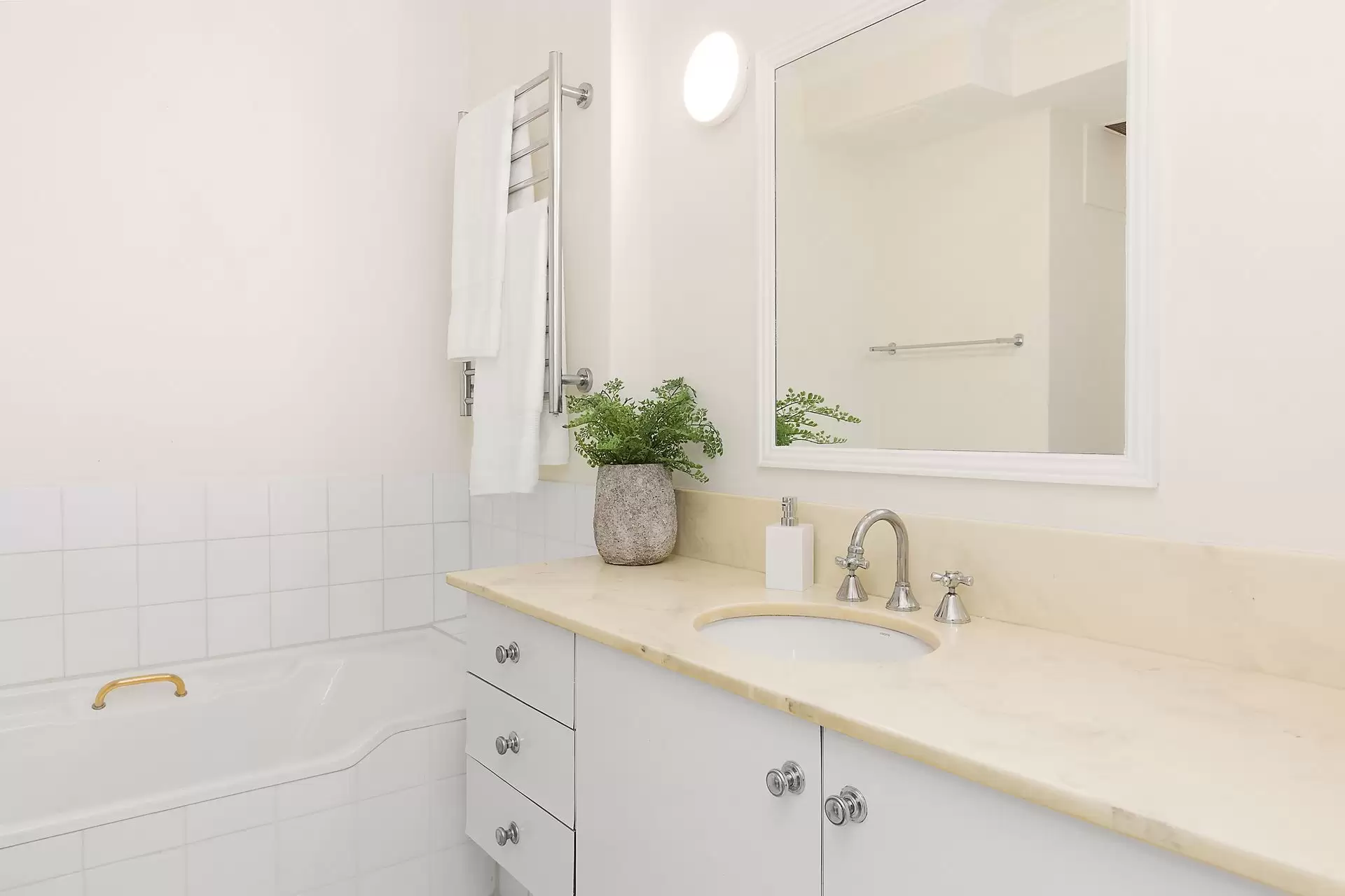 1/20 Moodie Street, Cammeray Sold by Aurora Property - image 6