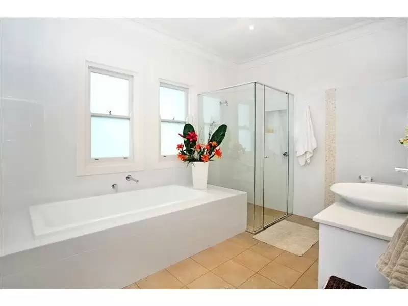 12 Maida Road, Epping Sold by Aurora Property - image 5
