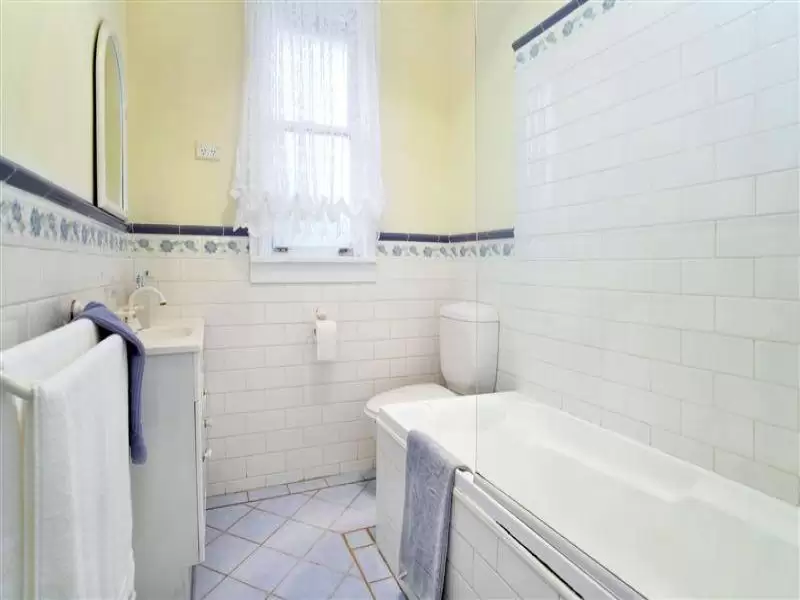 22 Alexander Street, Dundas Sold by Aurora Property - image 4