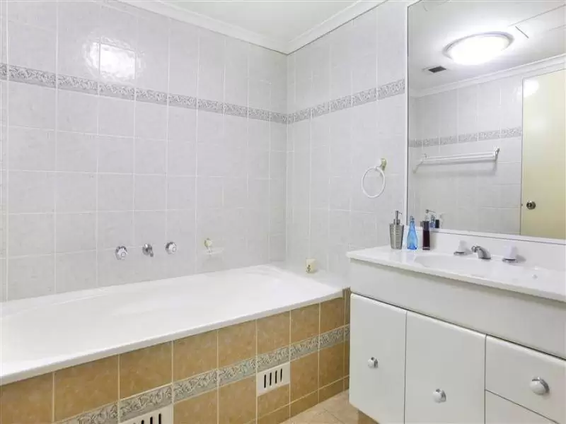 153/1-15 Fontenoy Road, Macquarie Park Sold by Aurora Property - image 5