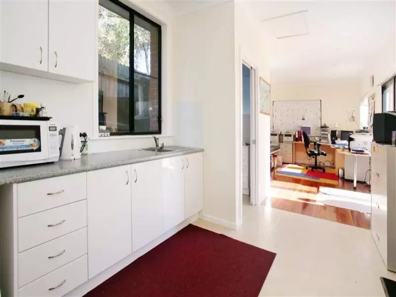 12 Magnolia Avenue, Epping Sold by Aurora Property - image 6