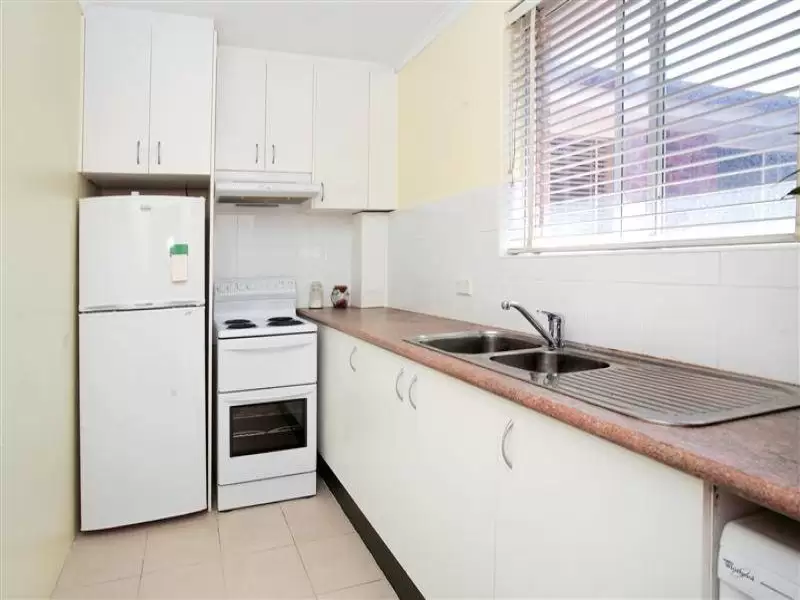 17/32 Khartoum Road, North Ryde Sold by Aurora Property - image 2