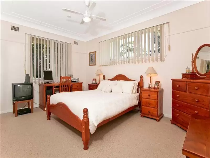 2 2 Tripoli Avenue, Carlingford Sold by Aurora Property - image 5