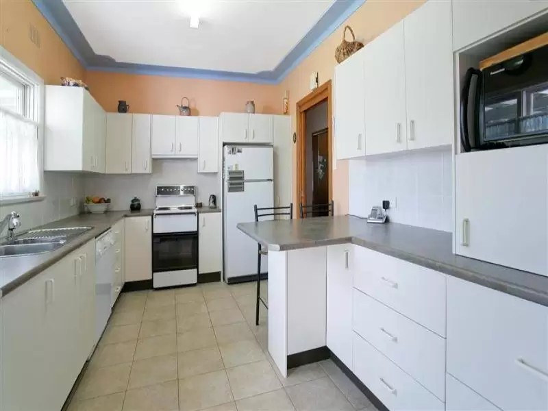 14 Montgomery Road, Carlingford Sold by Aurora Property - image 5