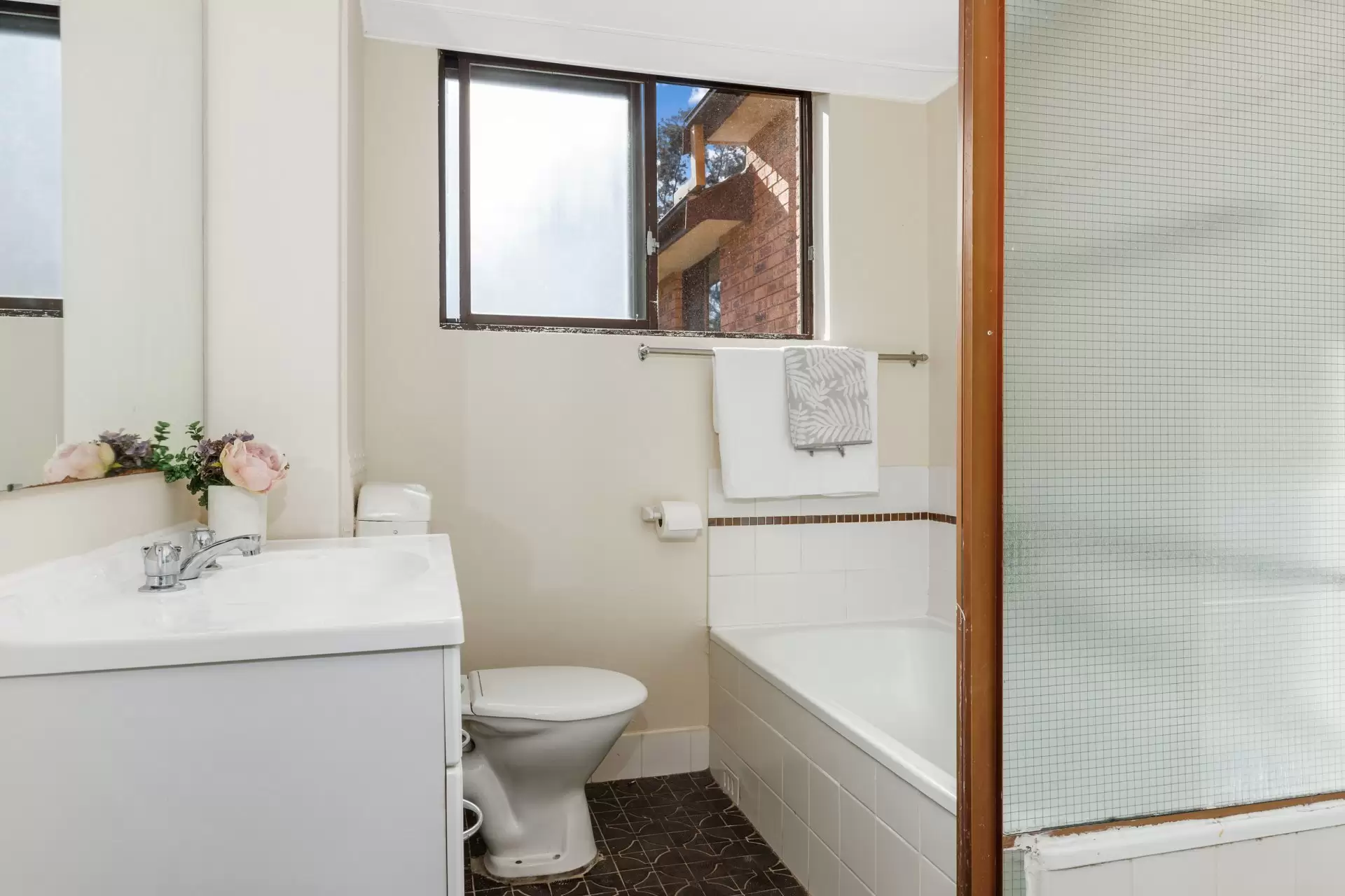 5/199 Waterloo Road, Marsfield Sold by Aurora Property - image 5