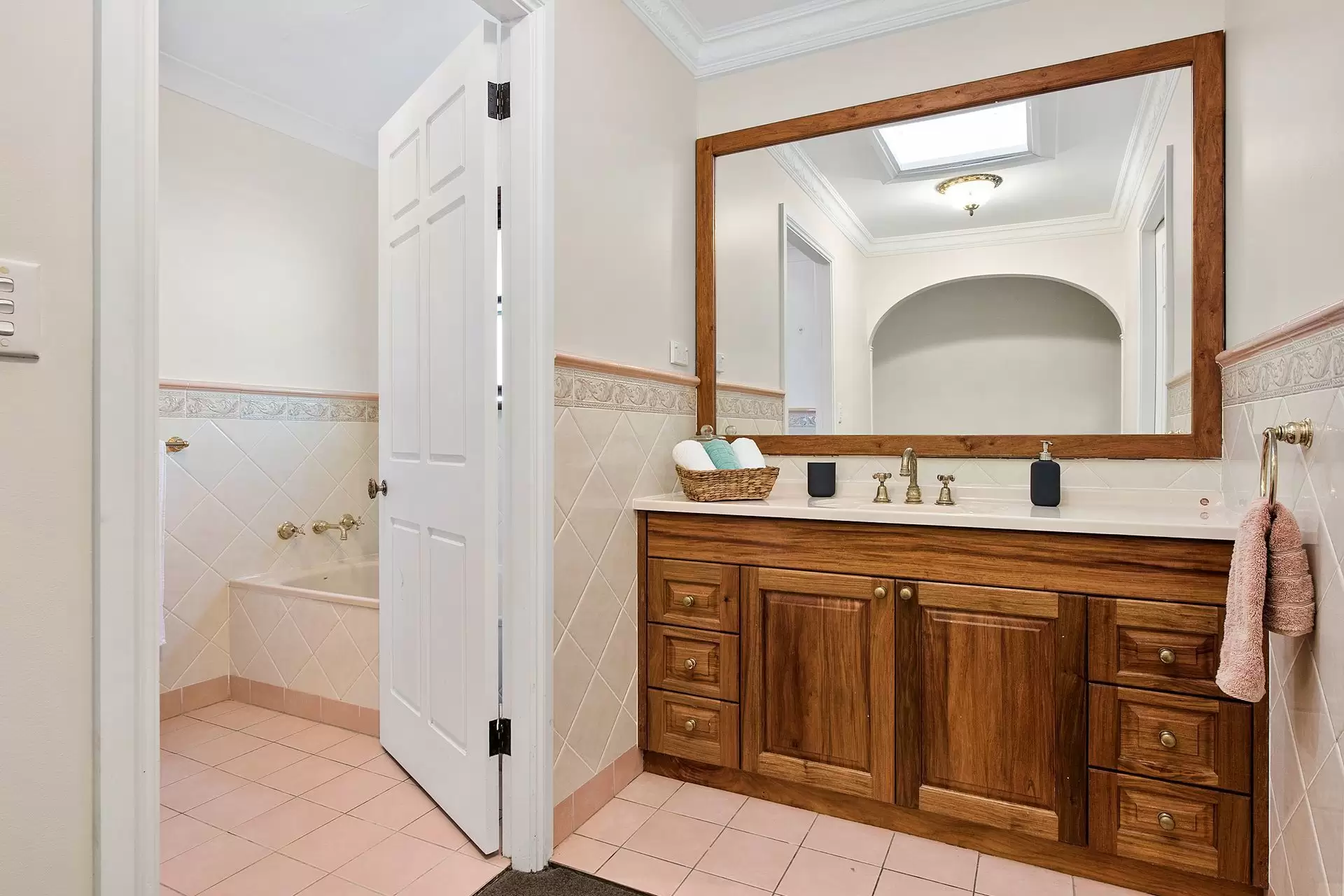 14 Kens Road, Frenchs Forest Sold by Aurora Property - image 6