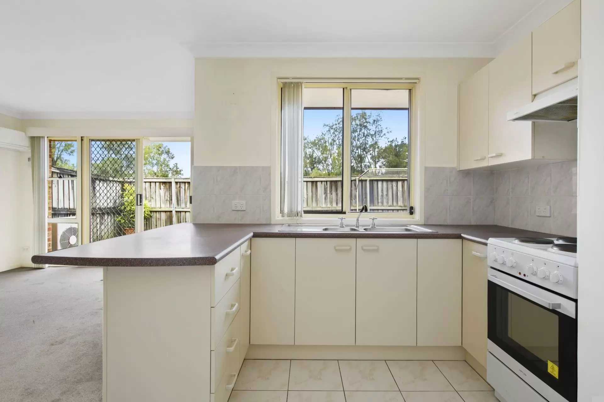 16/387 Wentworth Avenue, Toongabbie Sold by Aurora Property - image 8