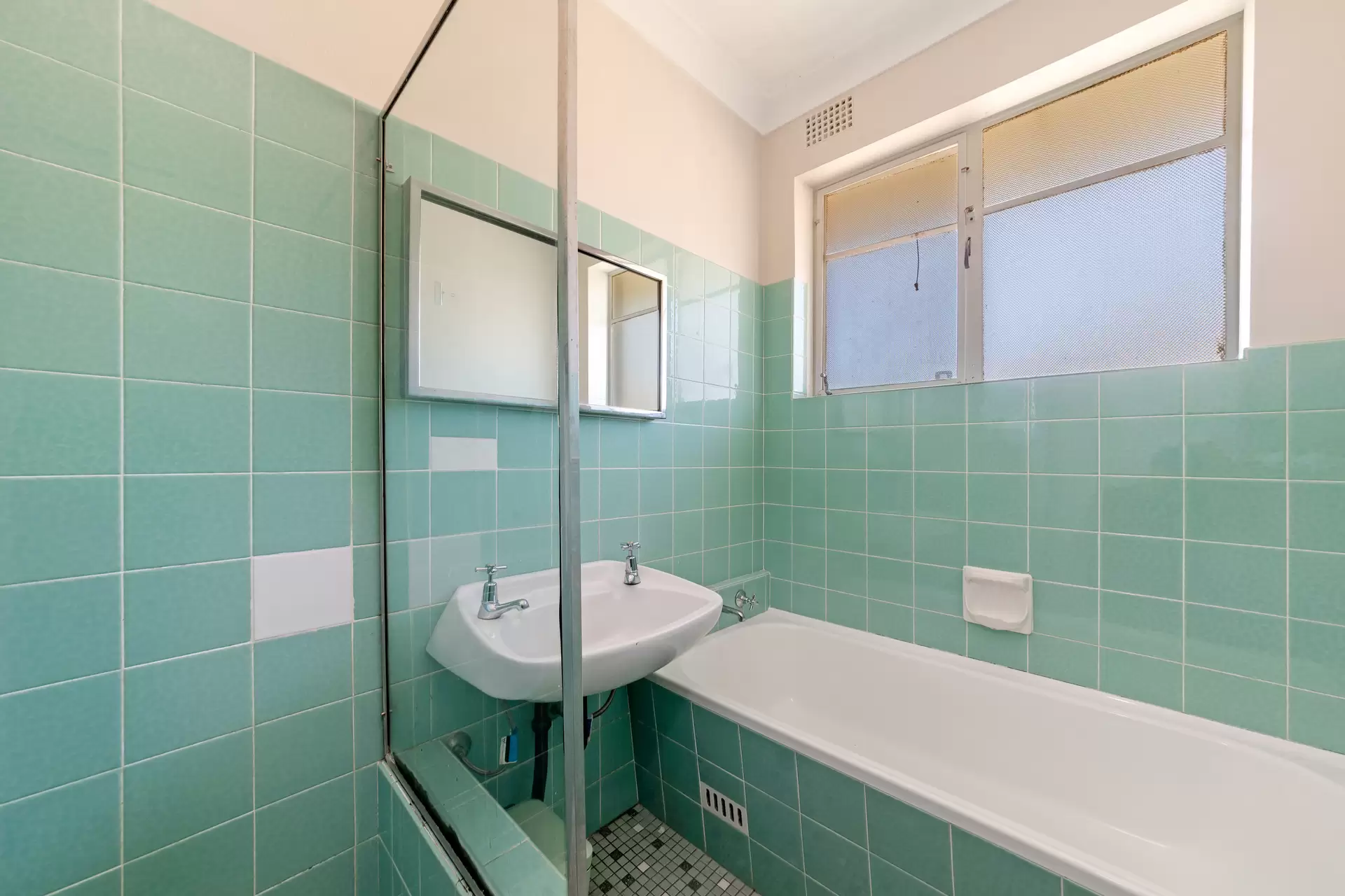 6/12 Forest Grove, Epping Sold by Aurora Property - image 6
