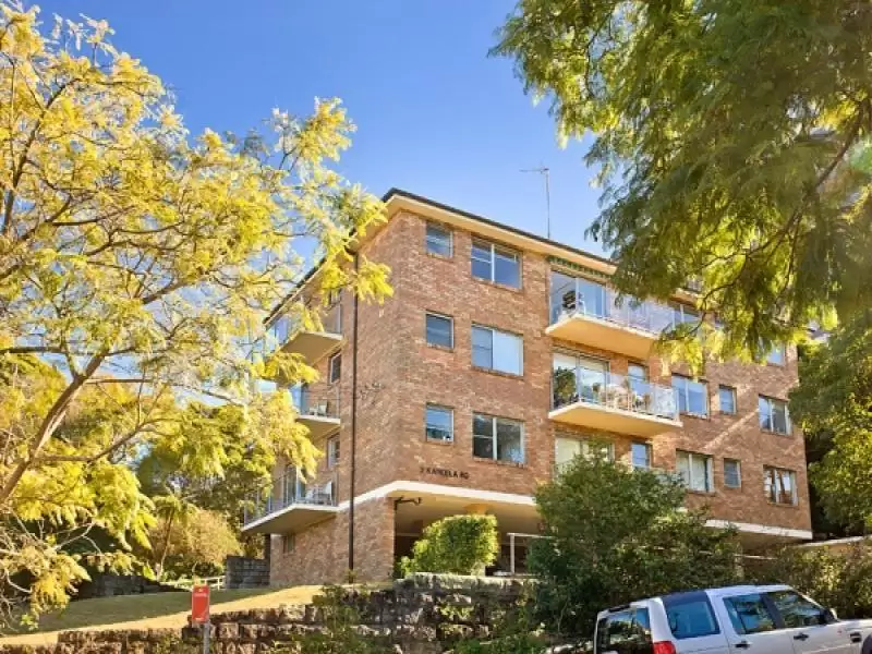 2/2 Kareela Road, Cremorne Point Sold by Aurora Property - image 7