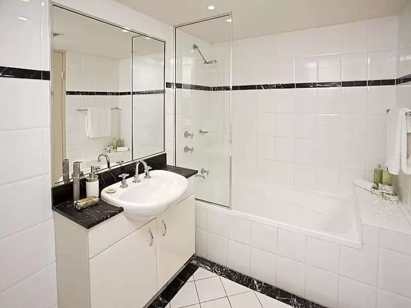 702/450 Military Road, Cremorne Sold by Aurora Property - image 6