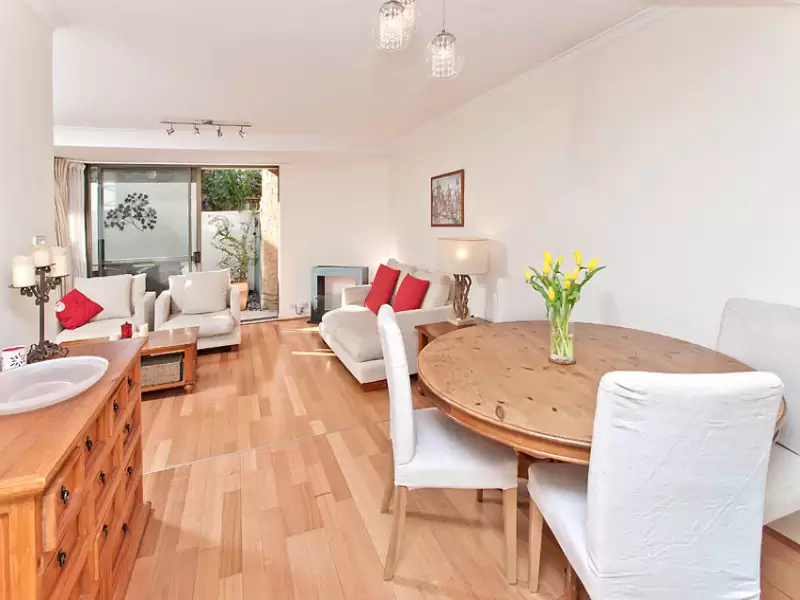 2/61 Yeo Street, Neutral Bay Sold by Aurora Property - image 5
