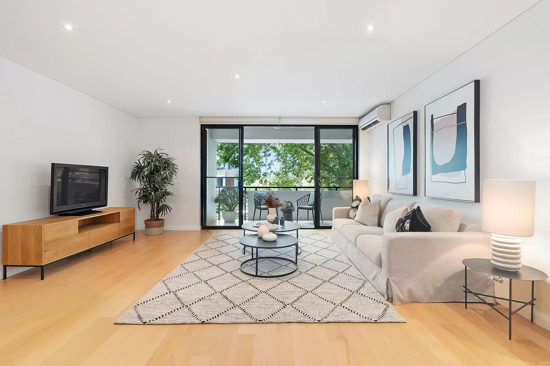 6/382 Miller Street, Cammeray Sold by Aurora Property - image 5