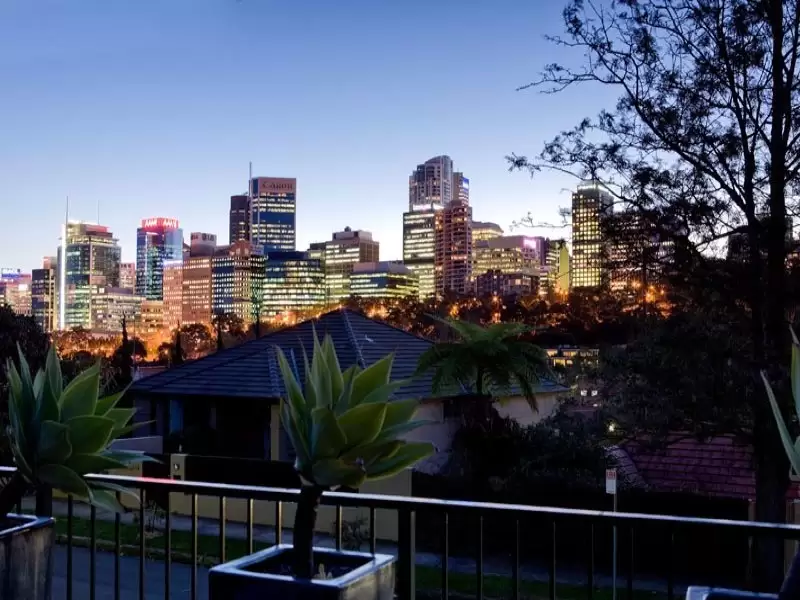 59 Spruson Street, Neutral Bay Sold by Aurora Property - image 2