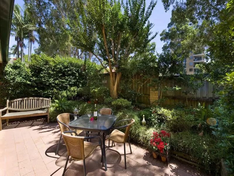 2/122-124 Holt Avenue, Cremorne Sold by Aurora Property - image 5