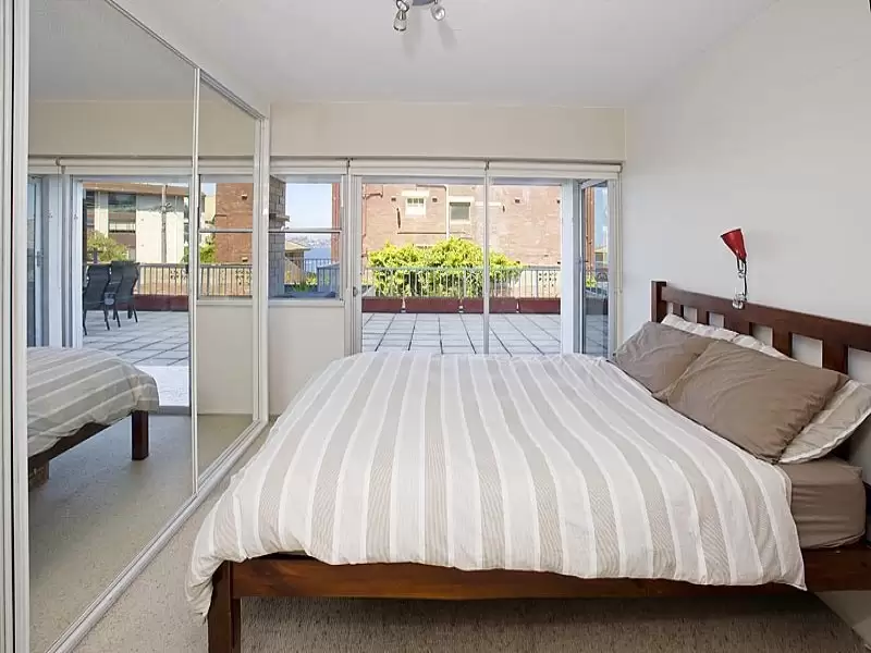 1/4-8 Kareela Road, Cremorne Point Sold by Aurora Property - image 6
