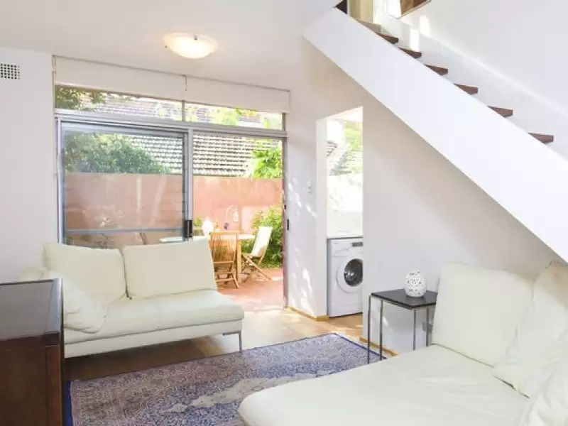 2/11 Esther Road, Mosman Sold by Aurora Property - image 7