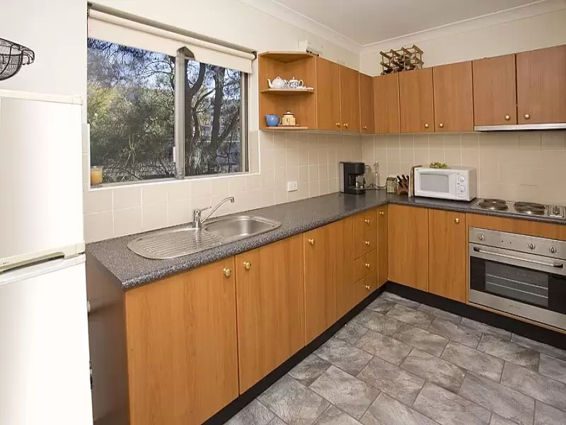 15/137 Belmont Road, Mosman Sold by Aurora Property - image 5
