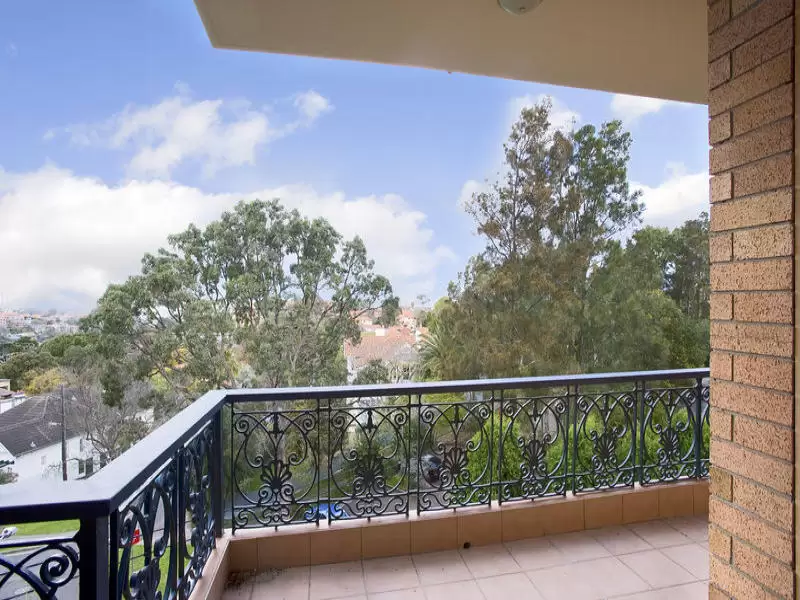 18/2-4 Reed Street, Cremorne Sold by Aurora Property - image 5