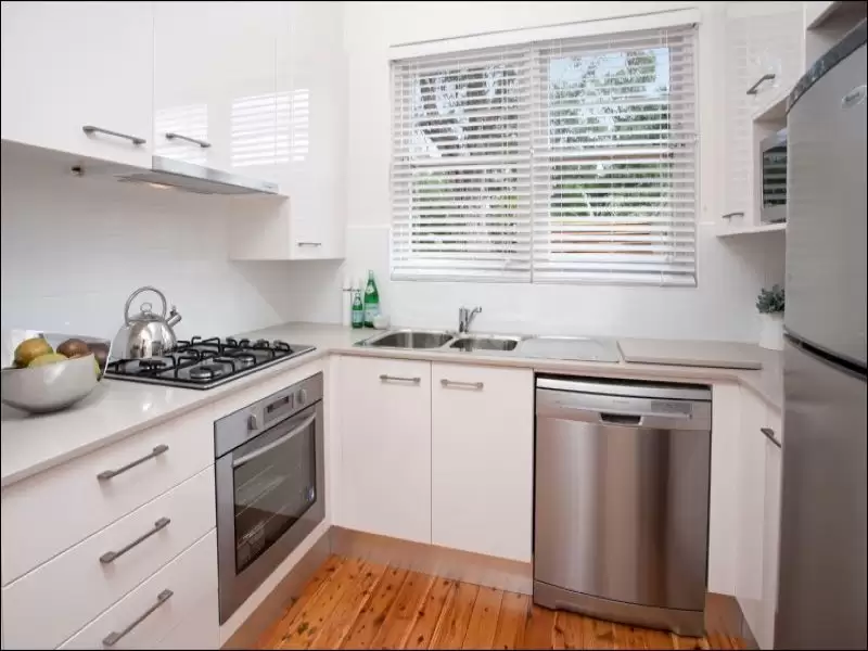 2/25 Kareela Road, Cremorne Point Sold by Aurora Property - image 8