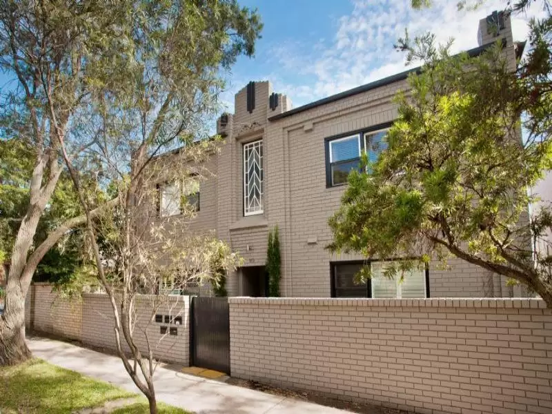 4/10 Emmett Street, Crows Nest Sold by Aurora Property - image 5