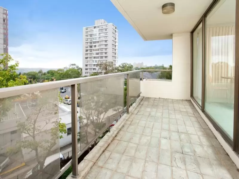 18/192 Ben Boyd Road, Neutral Bay Sold by Aurora Property - image 6