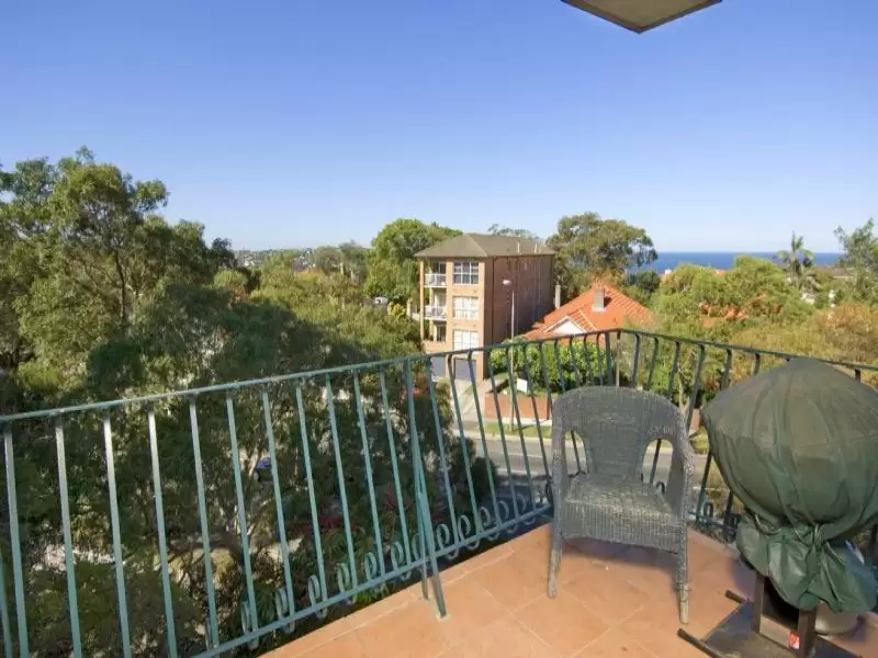 19/114 Spit Road, Mosman Sold by Aurora Property - image 1