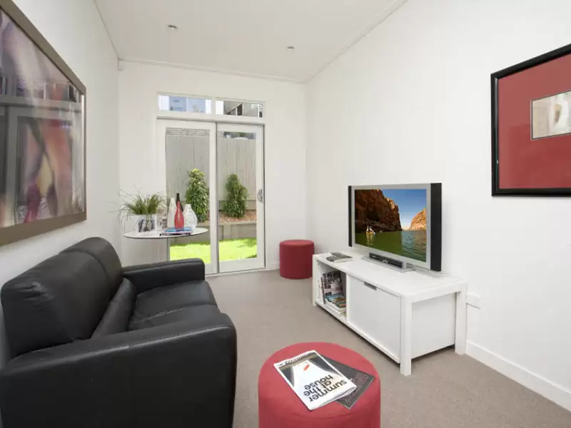 5 John Street, McMahons Point Sold by Aurora Property - image 5