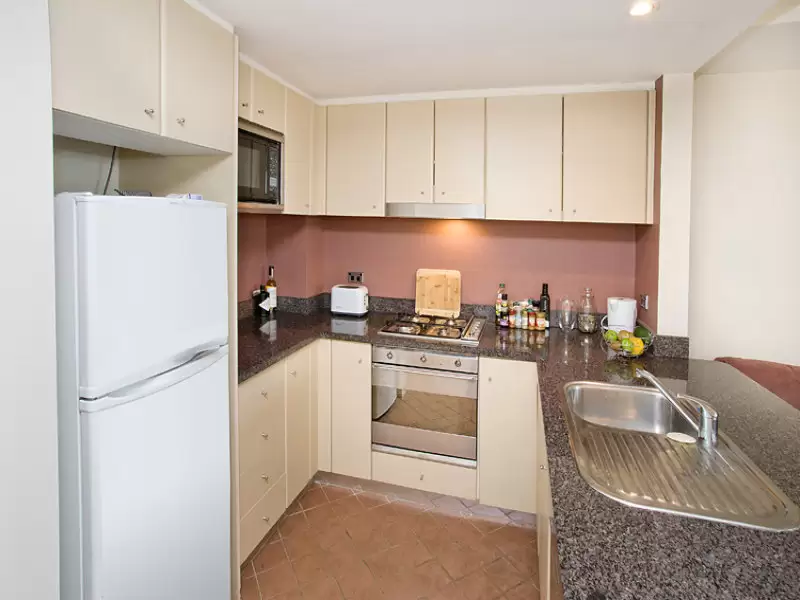 304/2 Langley Avenue (cnr Parraween St), Cremorne Sold by Aurora Property - image 7