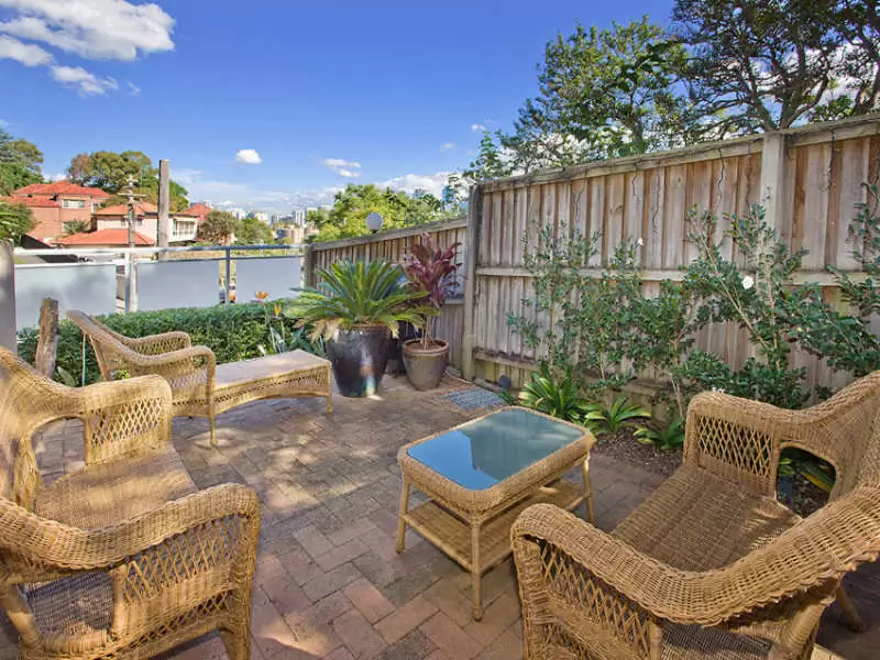 2/2 Montpelier Street, Neutral Bay Sold by Aurora Property - image 5