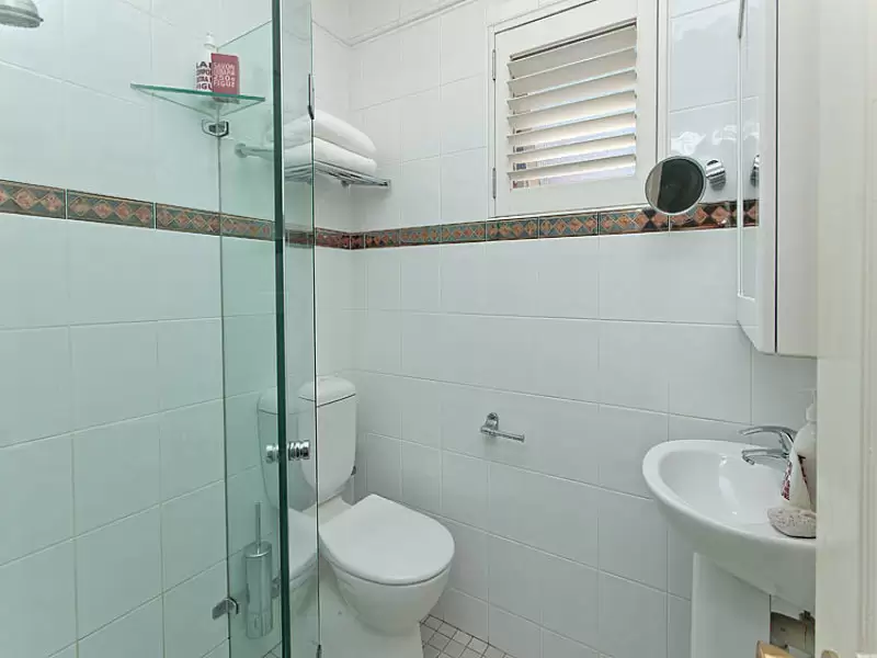 6/35 Wycombe Road (enter From Penshurst Ave), Neutral Bay Sold by Aurora Property - image 7